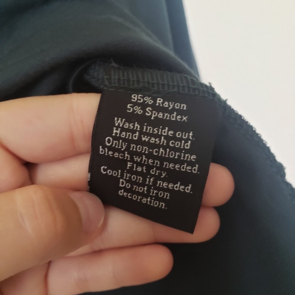 Rock & Republic Unique Long Sleeve Top - Picture 6 of 7